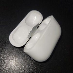 AirPods Pro case